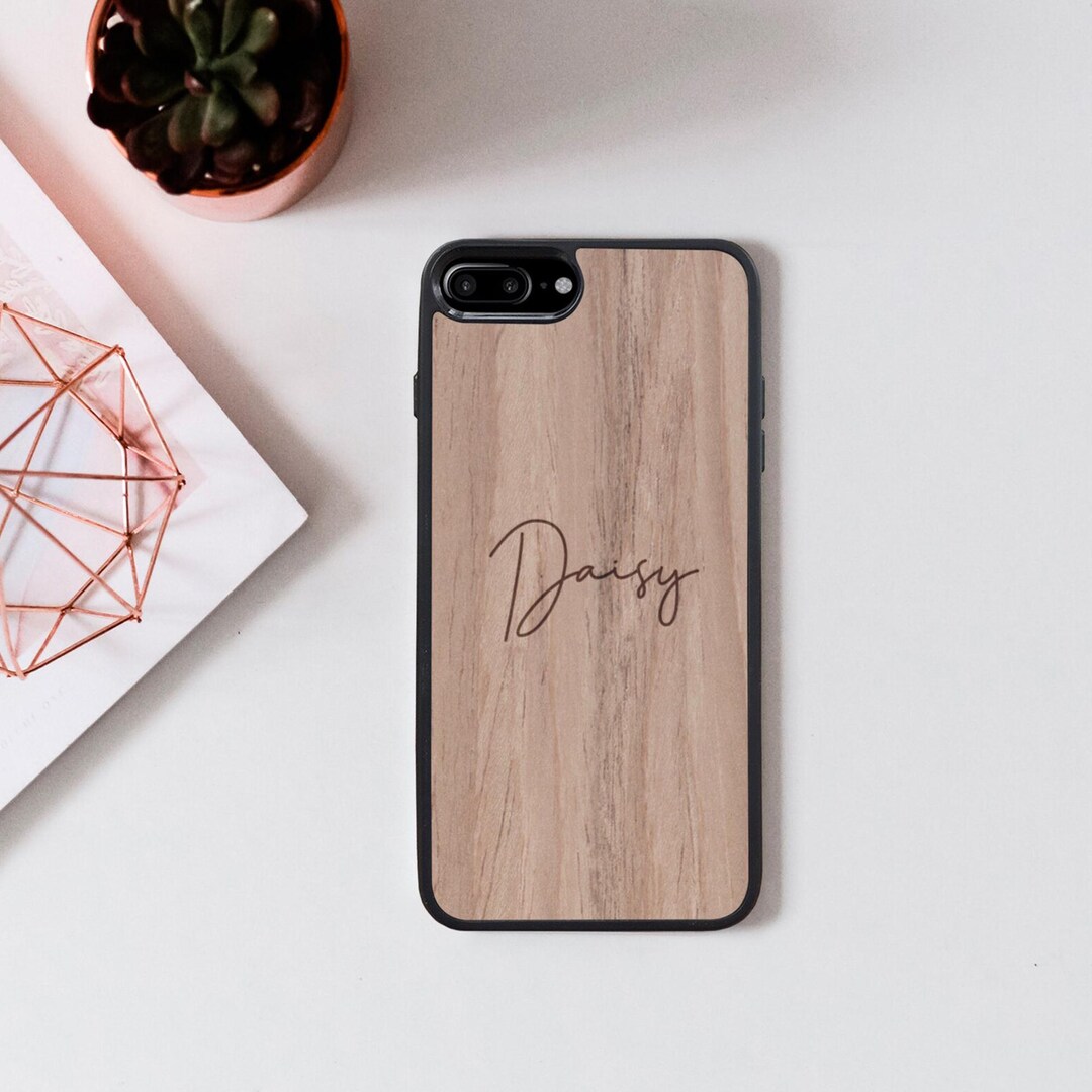 パーソナライズされた木製iPhoneケース、カスタム名入れ彫刻、木製電話