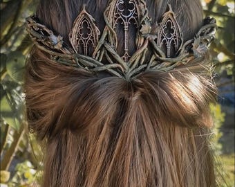 Corona trasera de ruinas góticas – Diseño de enredaderas de bosque