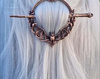 Presilha de cabelo em forma de morcego de cobre – Design ornamentado de bosque