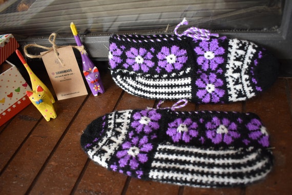 Vintage Socks, Knitted Slippers, Knitted socks, Ha