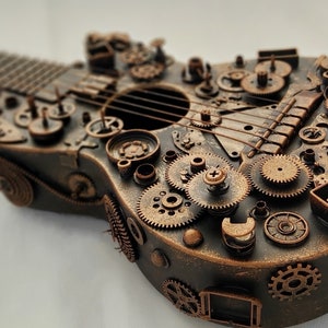 Steampunk Gitaar Artwork, gitaarliefhebber geschenken aangepaste gitaar pick industriële decor muziek geschenken voor mannen, muziek decor, bar steampunk meubels afbeelding 2