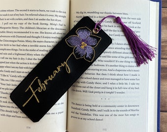 Marque-page brodé fleur de naissance, violet de février, cadeau idéal pour amateur de lecture