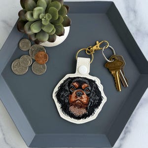 Realistic Black and Tan Cavalier King Charles Spaniel Keychain | Embroidered CKCS Bag Charm