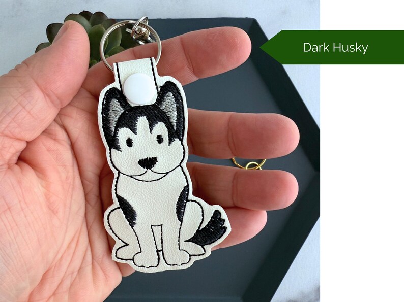 Embroidered Siberian Husky Keychain | Handmade Key Fob or Bag Charm | Great Gift for Pet Parent Dark Husky