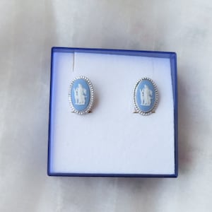 Vintage Sterling Silver Wedgwood Blue Jasperware clip on earrings - Diana the Hunter -  English Made