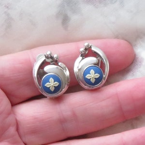 Wedgwood Sterling Silver clip on earrings - Royal Blue Jasper Ware - floral ornate.