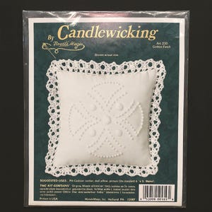 Candlewicking by Needle Magic Cotton Patch Kit NOS NEW pillow pin cushion sachet