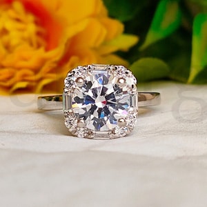 3 Ct Round Cut White Sapphire Rings Beautiful Solitaire Halo Design Engagement Wedding Ring Gift for Women White Gold Finish Sterling Silver