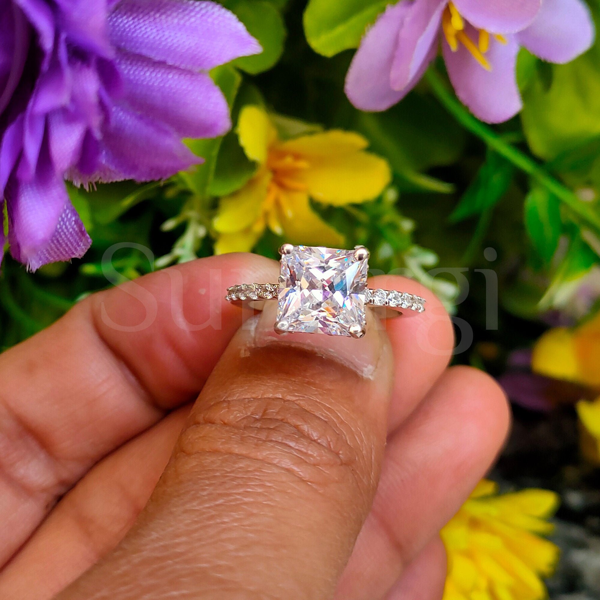 【CTHY】PASS RING Platinum Princess Cut Wide High Polish Band Tension Set
