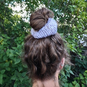 Chunky Gray Marled Knitted Scrunchie
