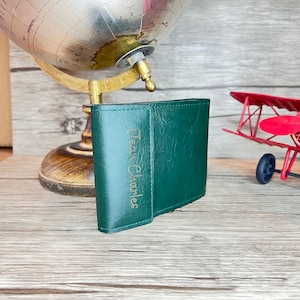 Portefeuille Homme Personnalisé Vert. Made in France, dans notre atelier de Nantes - Voopies