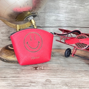 Porte Monnaie Personnalisé Rouge. Femme, Homme ou Enfant. Cadeau Personnalisable