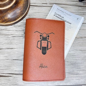 Pochette Carte Grise Personnalisée Marron, Etui Carte Grise, Porte Assurance, Permis. Cadeau Parfait pour l'obtention du Permis