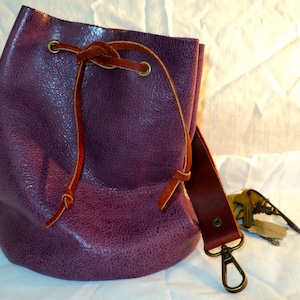 Large Leather Pouch Belt Bag; Purple and Red Medieval Satchel Style Hip Bag; Drawstring Handbag; Large Coin Purse; Personalization Avail