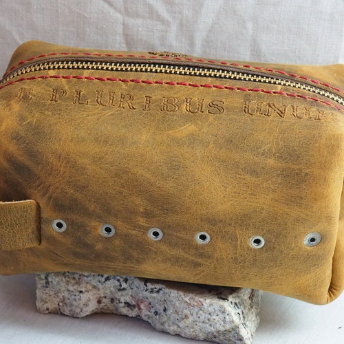 Leather Humidor Bag; Custom Personalized Handmade Cigar Case; shops Golf Caddy Bag; Pipe Bag; Smoking Accessories