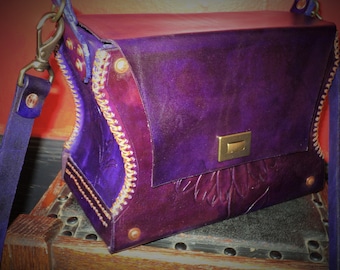 Handmade Purple Leather Crossbody Bag: Medieval Gerber Daisy