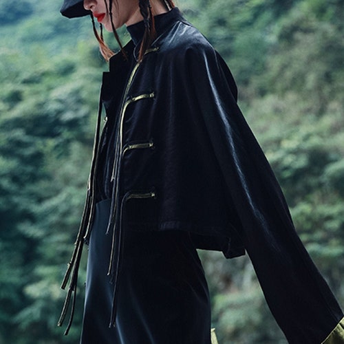 chinese collar with tie