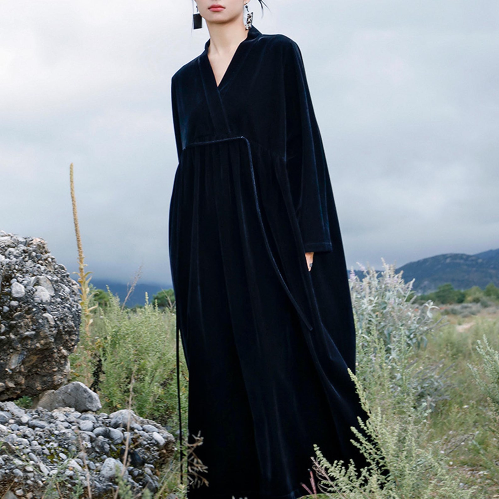 loose fitting velvet dress None in Circus, Gothic Elegant Retro Casual sleeveless Draped Back Loose Fitting Pajamas Dress/OP Vintage Fashion Womens Velvet Midi Dress*2colors