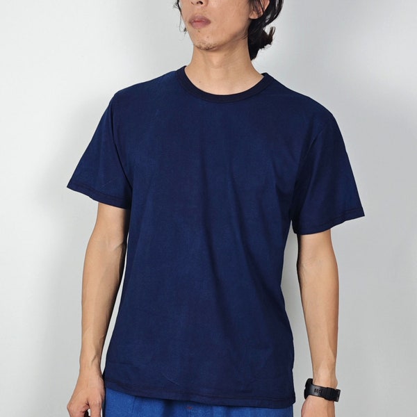 Neza Studio  T-shirt indigo Tee-shirt bleu marine teint à la main T-shirt en coton teinture végétale bleu unisexe