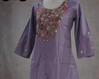 Conjunto corto de Kurta Palazzo morado bordado a mano estilo Vaticano, sin abertura / Ropa étnica india de verano / Kurta informal para mujeres y chicas indias y pakistaníes