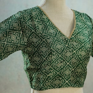Maroon/Green Patola Printed Saree Blouse | Faux Tassar Silk Readymade Front Open| Indian Saree Indo Western Blouse | Crop Ethnic Sari Top