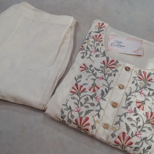 Conjunto Kurti Palazzo de algodón blanco roto puro Khadi / Kurta Salwar bordado / Ropa étnica india / Vestido bordado de algodón para mujer de talla grande imagen 5