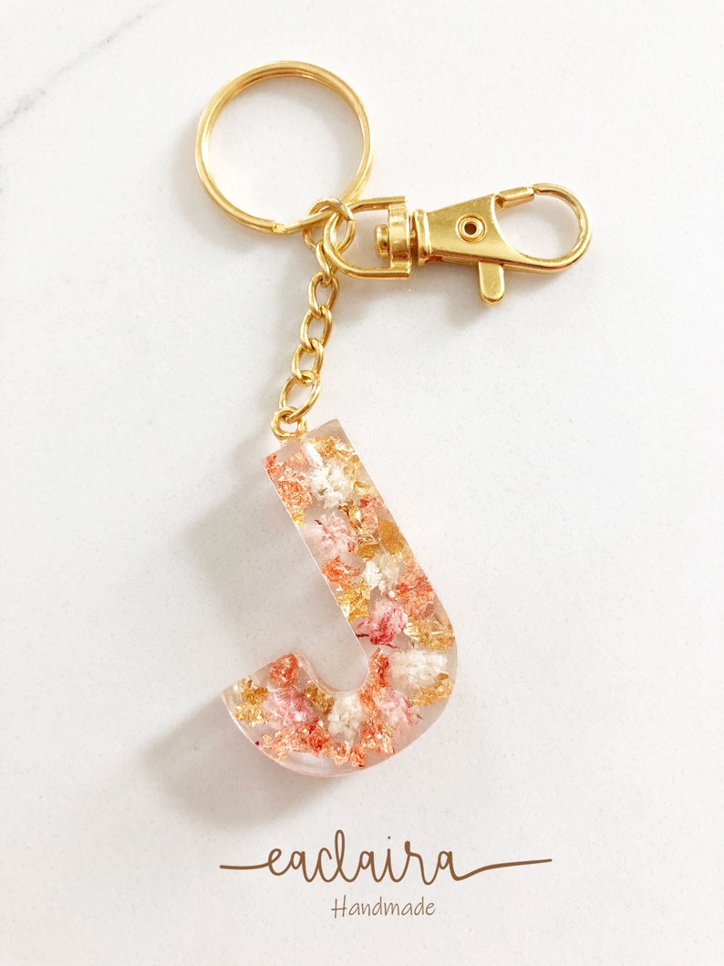 Real Flower Resin Keychain Pink/blue Baby Breath Keychain Etsy