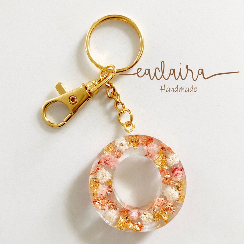 Real Flower Resin Keychain Pink/blue Baby Breath Keychain Etsy Hong Kong