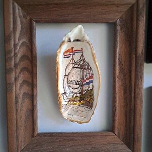 Handpainted oyster 'sailboat from old times' image 3