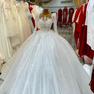 Elegant Long Sleeves White Sparkle Ballgown Wedding Dress With