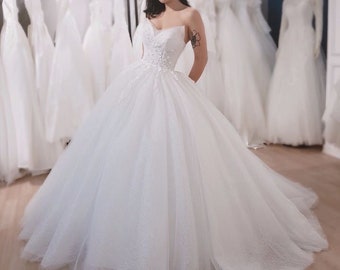 Sweetheart sleeveless or illusion off the shoulder white floral lace ball gown wedding dress - various styles