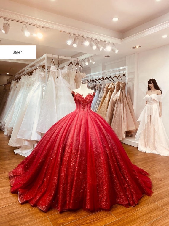 Chupeng Women's Long Sleeves Bridal Dresses Red Ball Gown for Christmas  Quinceanera Dress Plus Size Winter Wedding Dress at Amazon Women's Clothing  store