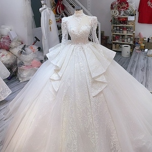 Countess Elegant White Long Sleeves Lace Wedding Ball Gown - Etsy