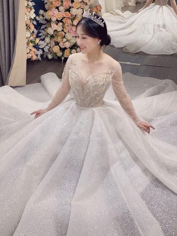 Ashley Lauren 11544 Size 4 White Long off the Shoulder Ballgown Prom D –  Glass Slipper Formals