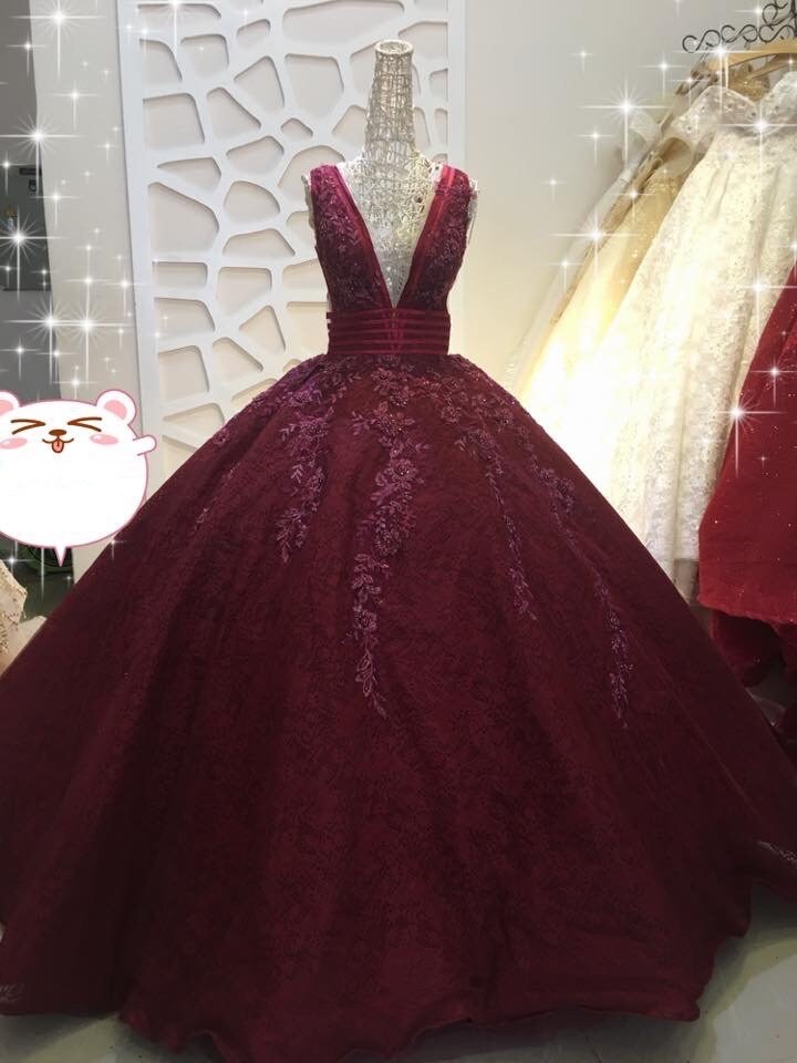 burgundy gowns for weddings