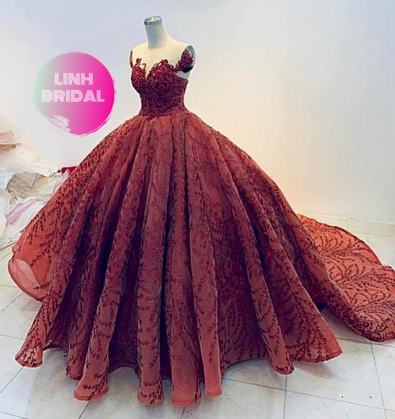 Maroon Dark Red Lace Applique Beaded Ball Gown Wedding Dress With Court Train