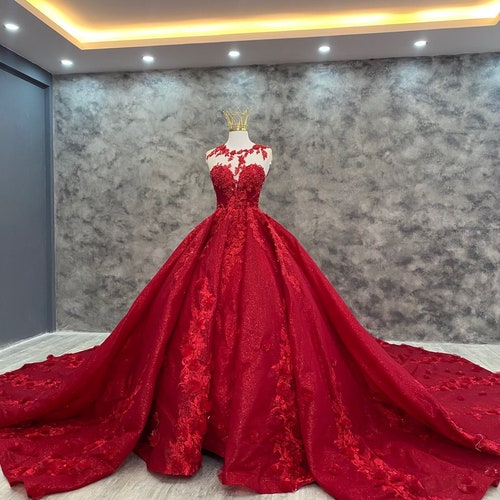 Buy Stunning Bright Red Wedding Dress With Elegant Cape Veil Made to Order, Red  Bridal Gown With Plunge Neck With or Without Matching Veil Online in India  - Etsy