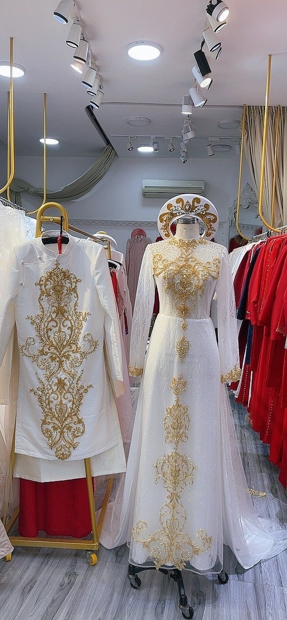 White Lace or Beaded Vietnamese Wedding Ao Dai With Train Couple