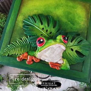 Silicone Molds for Resin FROGGY MEADOW GREENS || Redesign with Prima Moulds || Tree Frogs Twigs Branches
