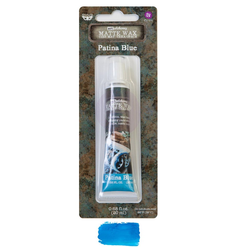 Peut inclure: Un tube de cire mate bleue pour cr&eacute;er une patine sur les surfaces. Le tube est &eacute;tiquet&eacute; "Patina Blue" et contient 20 ml.