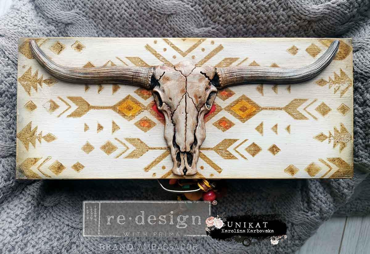 Resin Silicone Molds WILD WEST WHISPERS || Redesign with Prima Moulds || Fondant Baking Polymer Clay Furniture || Cows Steers Country Stars