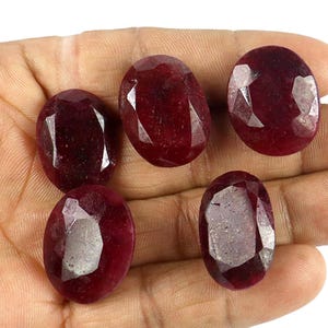 Natural Oval Faceted Ruby Gemstones: Red Ruby Ring Size Lot (261 Ct/5pcs)