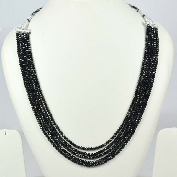 Magnifique collier de perles à facettes en diamant noir à 5 brins de la meilleure qualité