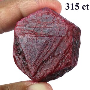 Natural Red Ruby Rough Uncut Specimen, Hexagon Gemstone, 124-535 ct
