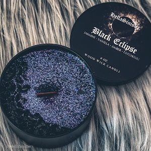 Goth Wood Wick Candle - Black Rose & Dragon’s Blood with Obsidian Crystals