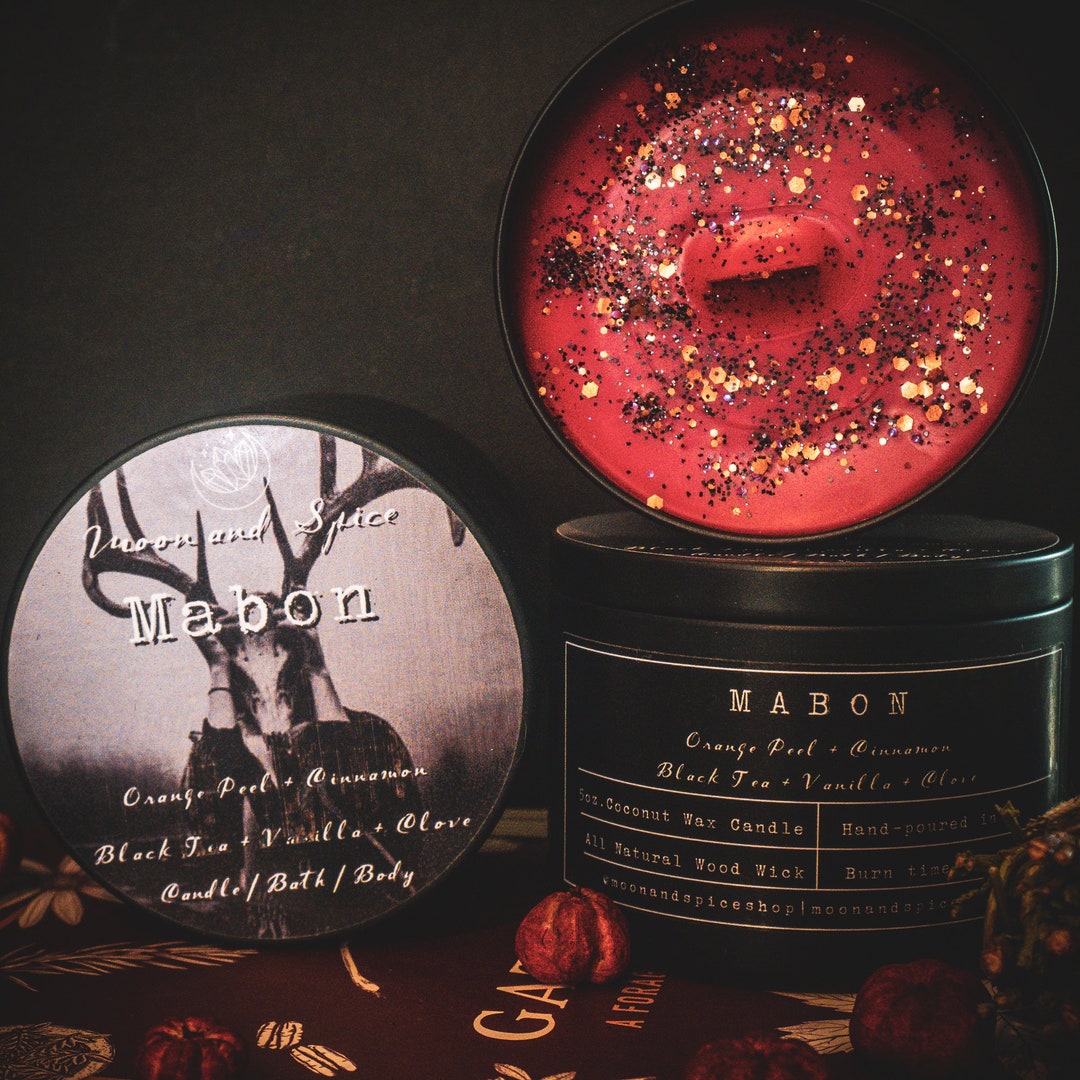 mabon-candle-witchy-wooden-wick-ritual-candle-fall-glitter-candle