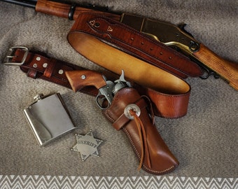 Coldre Peacemaker em couro artesanal "Mescal", para Colt SAA M 1873, saque cruzado para destros.