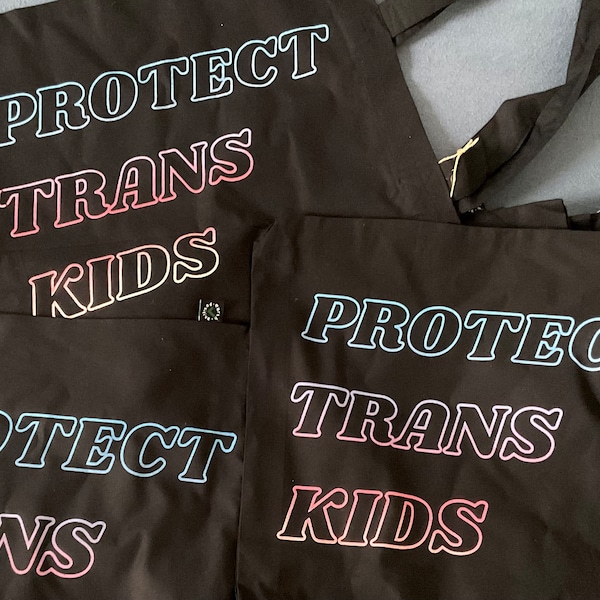 Tragetasche protect trans kids