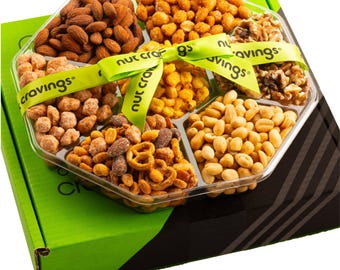 Mixed Nuts Gift Basket  (7 Assortments, 1 LB)