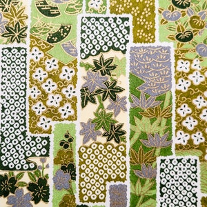 A4-MUL001 | Grüne Blüte und Blätter - A4 Chiyogami / Yuzen Japanisches Origami Papier
